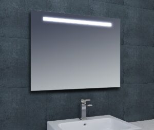 Badkamerspiegel Tigris 60x80cm Geintegreerde LED Verlichting Lichtschakelaar
