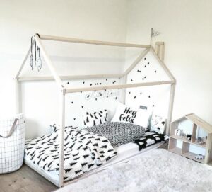FUJL -Kinderbed - Kleuter Huis bed - Kinderbed - Vloer bed - speeltent - vurenhout - Blank
