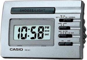 Casio Digitale Wekker Zilver met LED Light DQ-541D-8